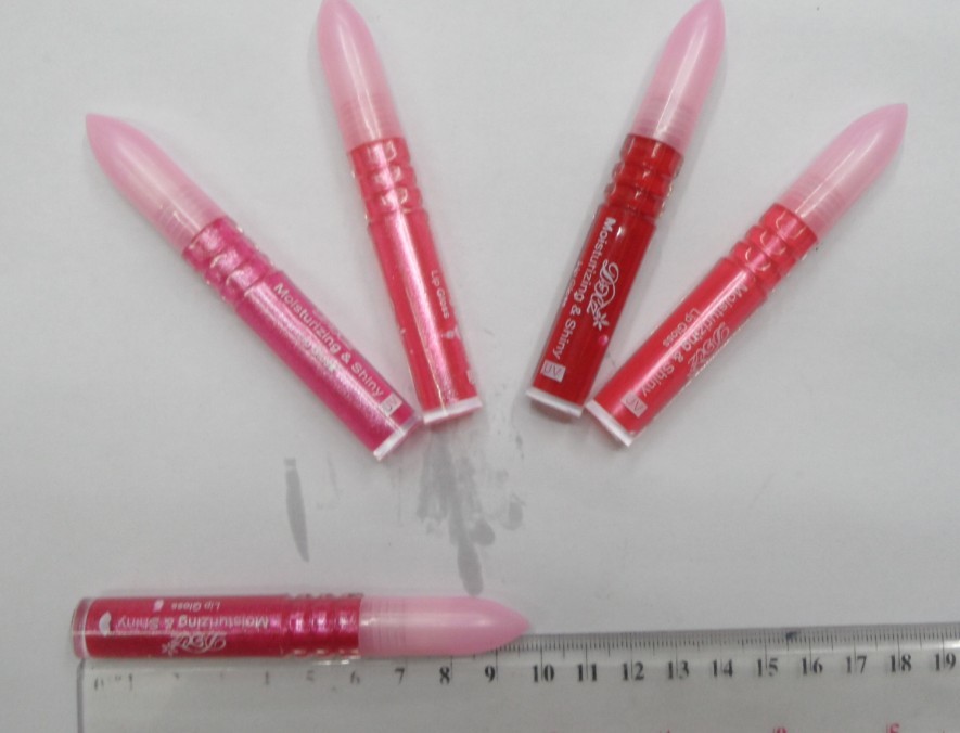 Lip gloss pink lip gloss cover 9.7CM long moisturizing lip gloss more than 850 lip gloss Specification drawing