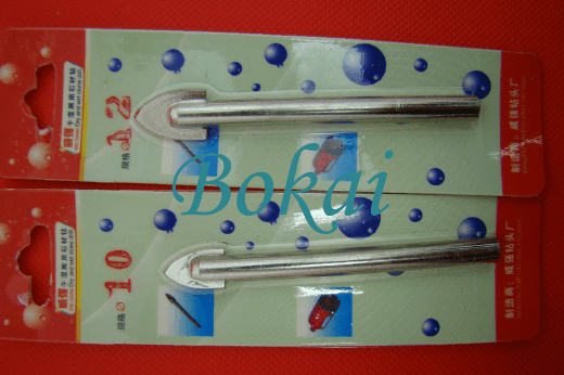 V-shaped triangular bit tile bit