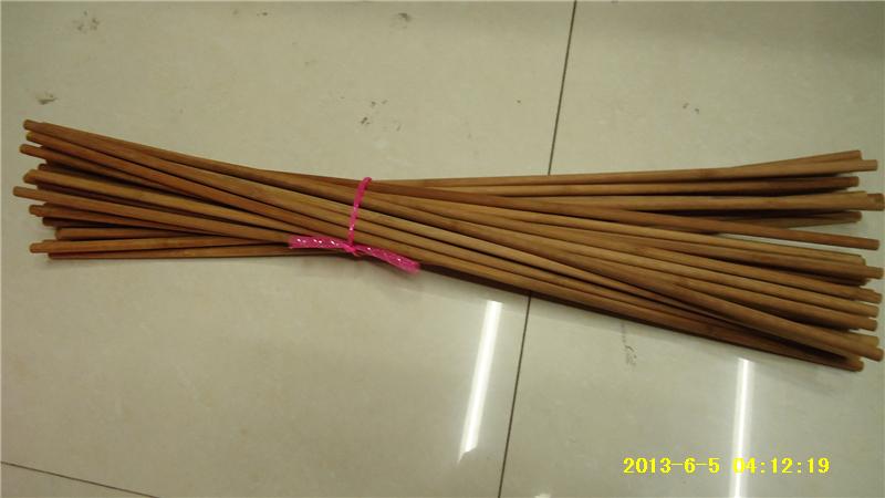 厂家直销竹圆 碳化竹棒 竹针 旗杆 竹棍 圆竹棒 竹条 竹片产品图