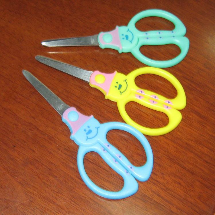 Office and study supplies: Student scissors, 5-inch student scissors, student scissors, student scissors details Picture