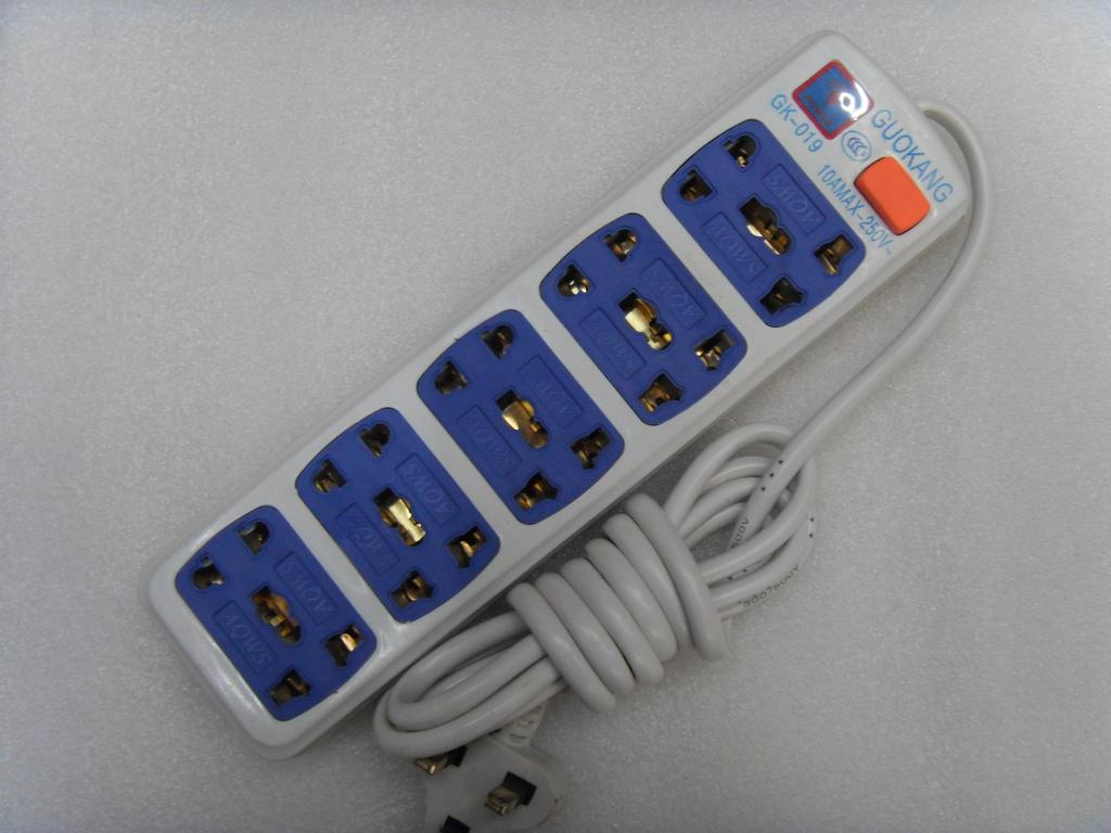 019 Mobile conversion socket