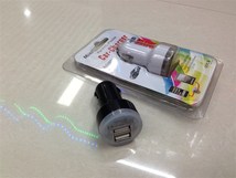 汽车 充电器 手机 充电器 双USB车充头 专业 汽车 用品