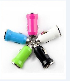 Car charger Mobile phone charger single USB bullet car charger