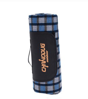 Xanoduji outdoor moisture-proof mat, picnic mat, tent, grassland seat mat, floor mat 170*130 Application Scenario