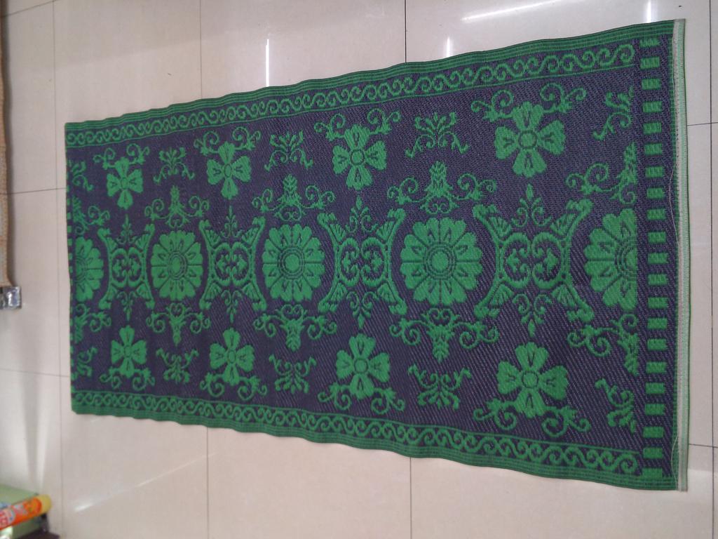 Qiansi foreign trade factory pp pipe woven mat worship blanket outdoor picnic mat jacquard plastic mat thumbnail