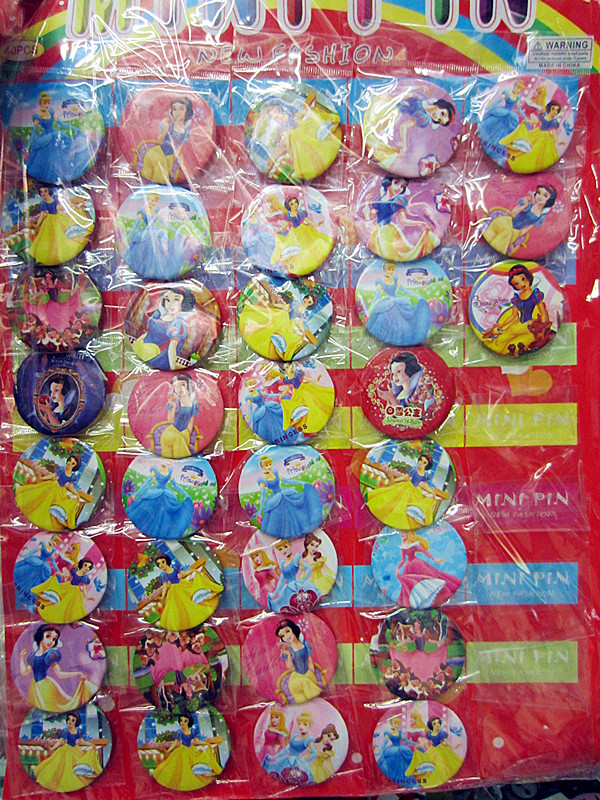 Personalized Name Badge Production Of Tinplate Smiley Face Cartoon Christmas Badge Customization details Picture