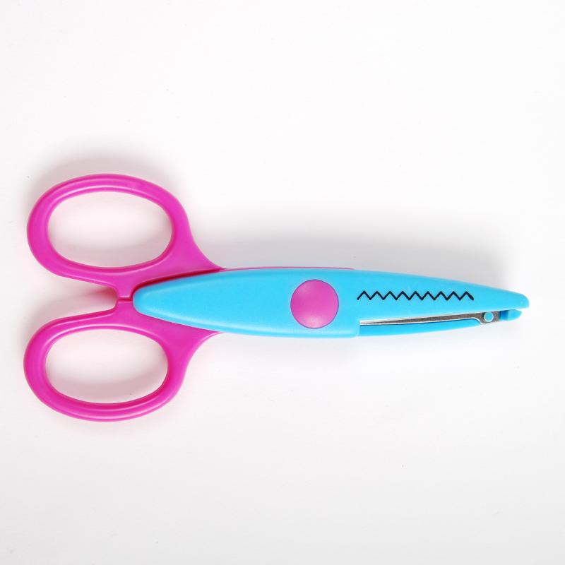 Office and study supplies, paper-cutting stationery, scissors, photo album stationery, scissors details Picture