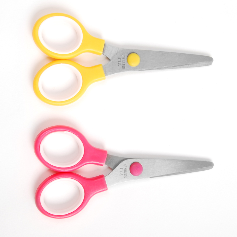 Office and study scissors, office scissors, student scissors, five-inch scissors, student scissors Specification drawing