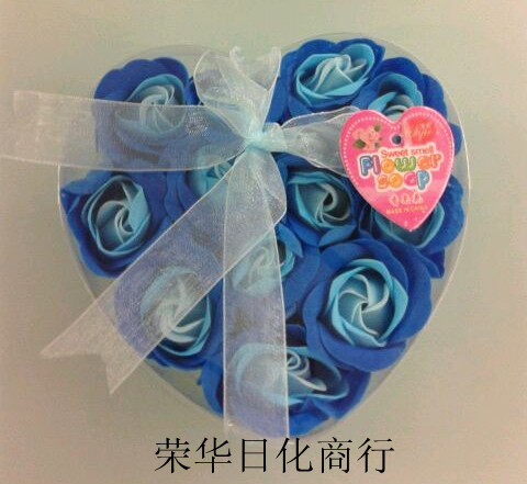 12朵心形三色香皂花 情人节 婚庆礼品 批发产品图