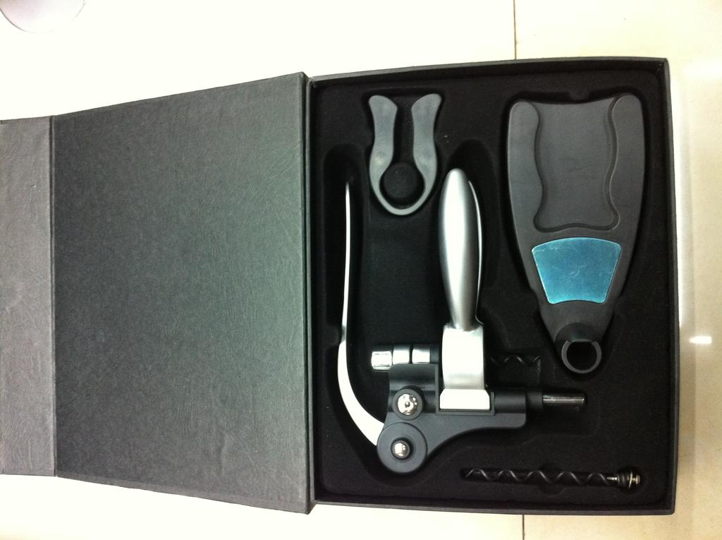 红酒开瓶器，自动退塞开瓶器，