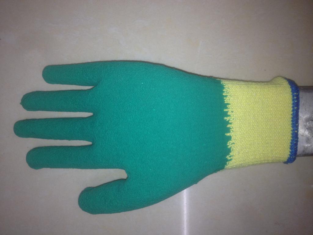 十针纱线浸胶手套