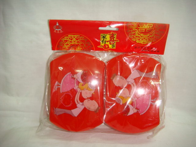 Personality creative practical Jiqing red bride and groom soap box pair full figure