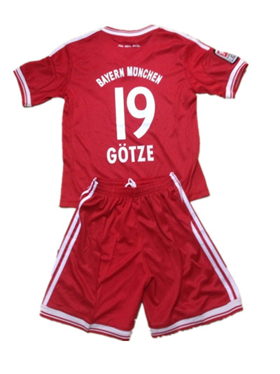 2013-14新款拜仁足球服童装19号GOTZE