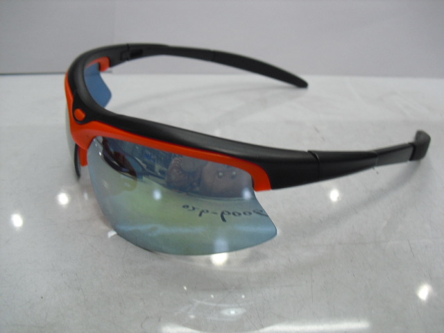 【诚信购直销 男女通用款 镀膜运动眼镜太阳镜026-6006产品图