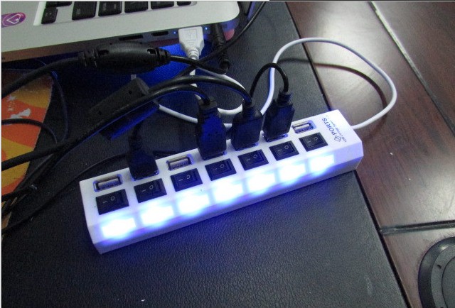 YC-006带七口带开关HUB 1.1版本7口HUB排插细节图