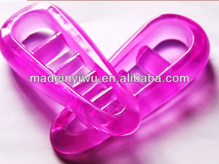 Silicone toe divider, nail divider nail bracket separator