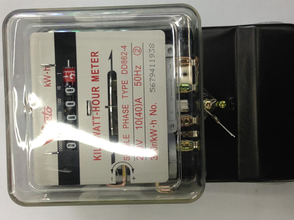 Kilowatt-hour meter