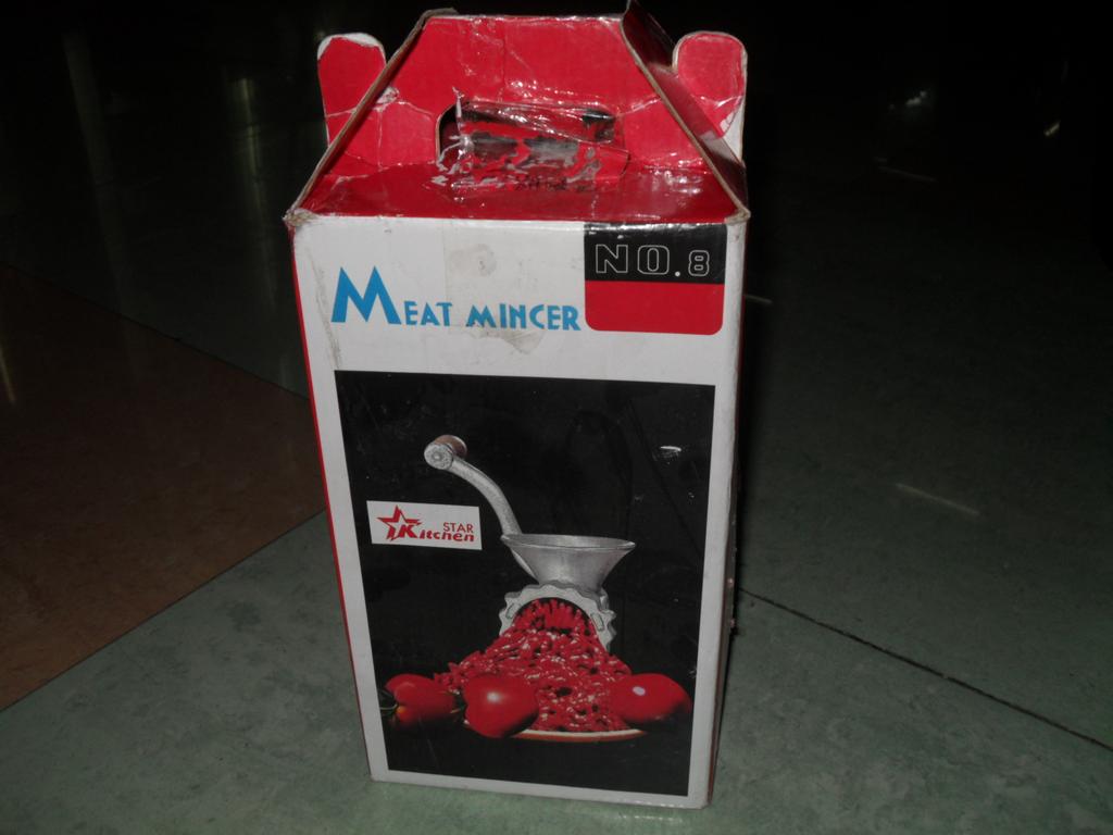 家用小型绞肉机 8号碎肉机 手动碎肉宝 压面机 多功能绞肉机细节图