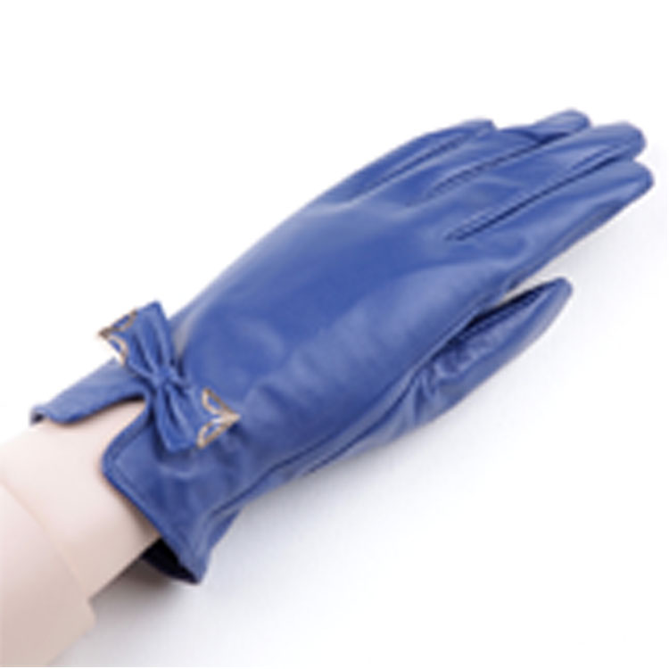 Baihu Lady's touch screen sheepskin and cashmere warm gloves. thumbnail