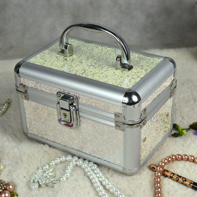 Guan Yu spot wholesale cosmetics boxes handbags travel special aluminum makeup boxes