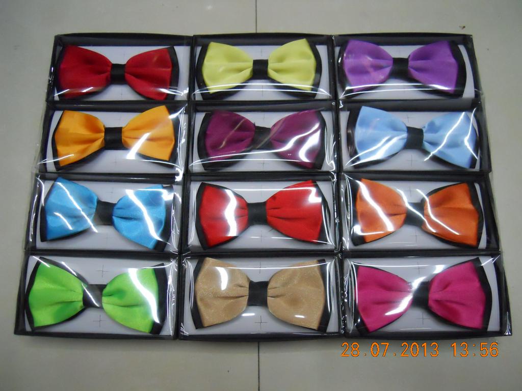 A variety of casual men's bow ties Specification image