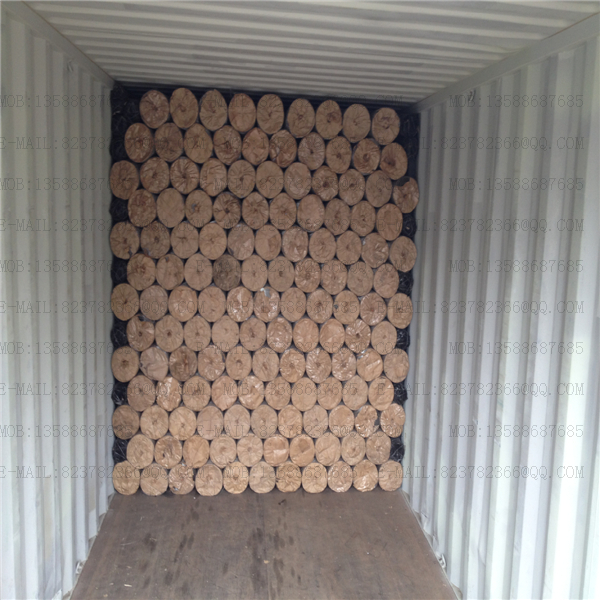 41 Welded wire mesh, square grid mesh and iron wire mesh are packed in a container Specification image