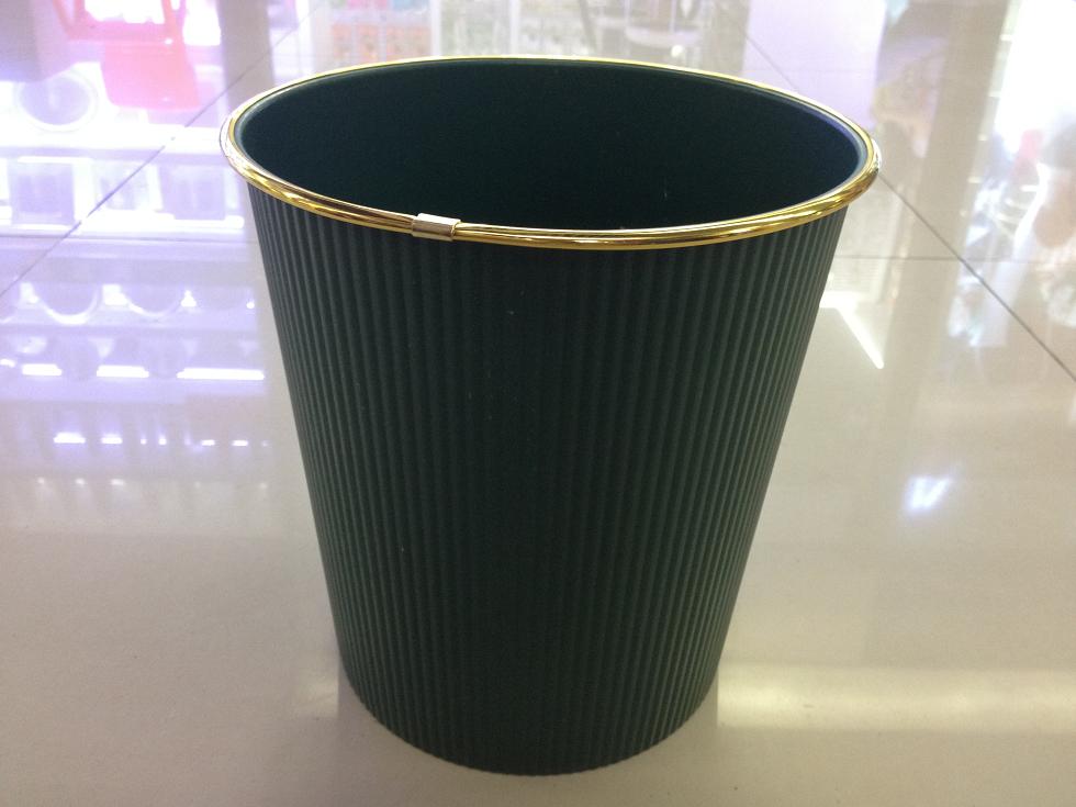 塑料垃圾桶