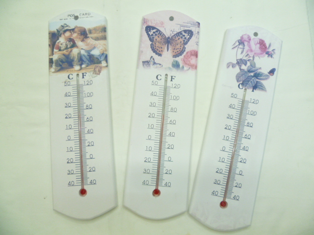 Wooden thermometer, indoor and outdoor household temperature, cartoon glass thermometer, lacquered temperature gauge Specification image