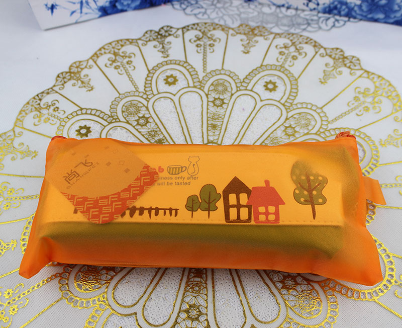 义乌市厂家色砂A6拉链袋 透明文件袋 手提式PVC票据袋产品图