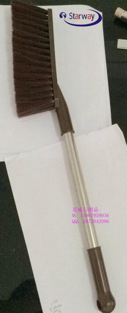 Bed brush, stainless steel rod bed brush, plastic bed brush, small bed brush Specification image