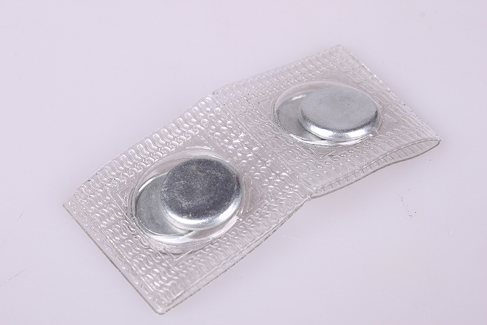 磁铁厂家直销钕铁硼强力磁铁15*2 PVC磁铁 ，细节图