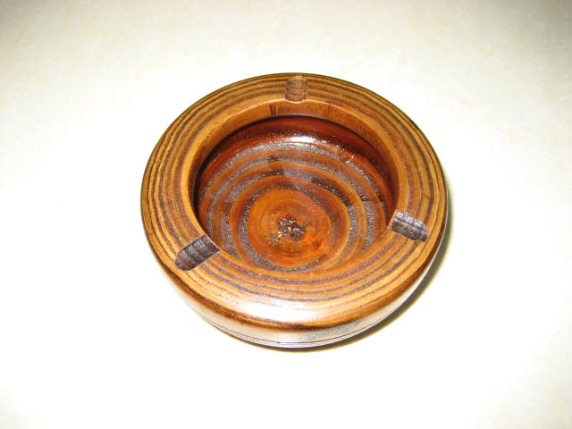 木制烟缸 木制工艺品 蒜博