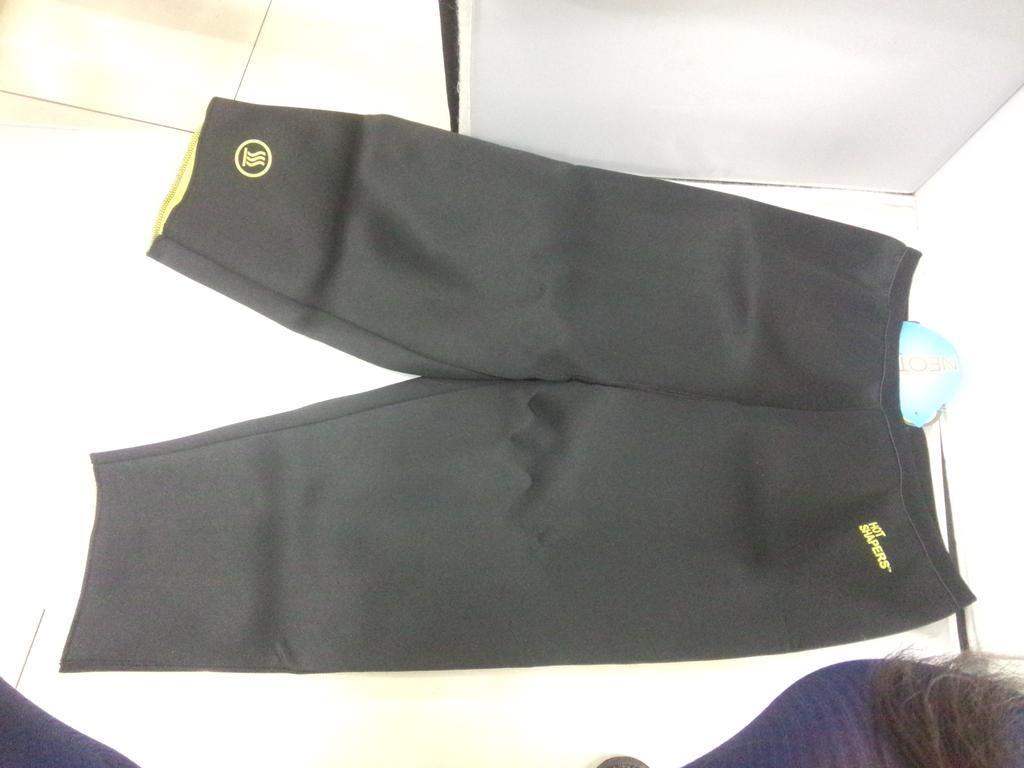 Factory direct sales Hot shapers Slimming and Self-heating Women's mid-length Pants and Shaping Pants Application Scenario