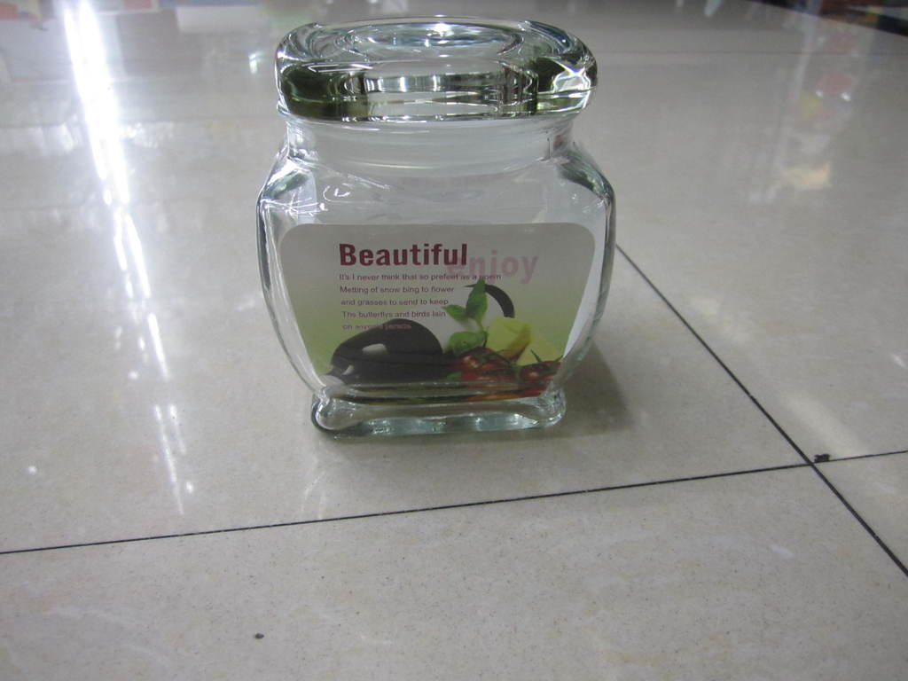 Glass sealing bottle four corners glass sealing bottle