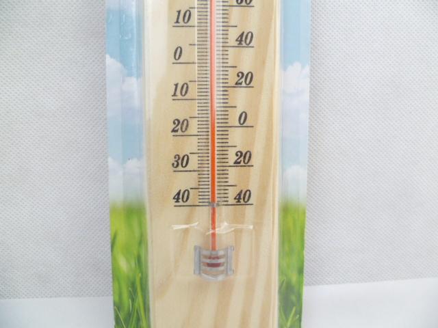 26CM medium-sized wooden thermometer A020 glass temperature glass rod thermometer Application Scenario