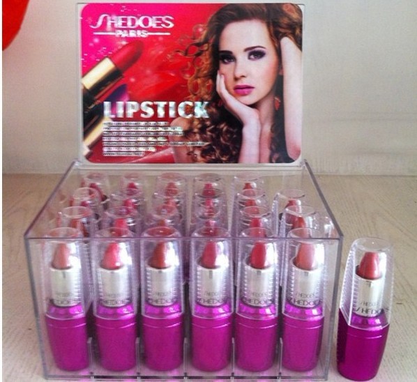 It beautifies your lips and makes you sexy and seductive