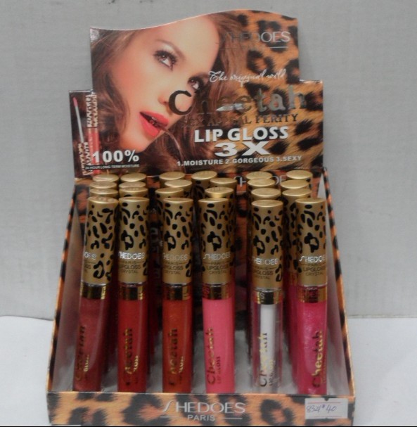8321 New leopard print lip gloss lip balm moisturizes and beautify your lips with 12 colors and 24 sticks in a box