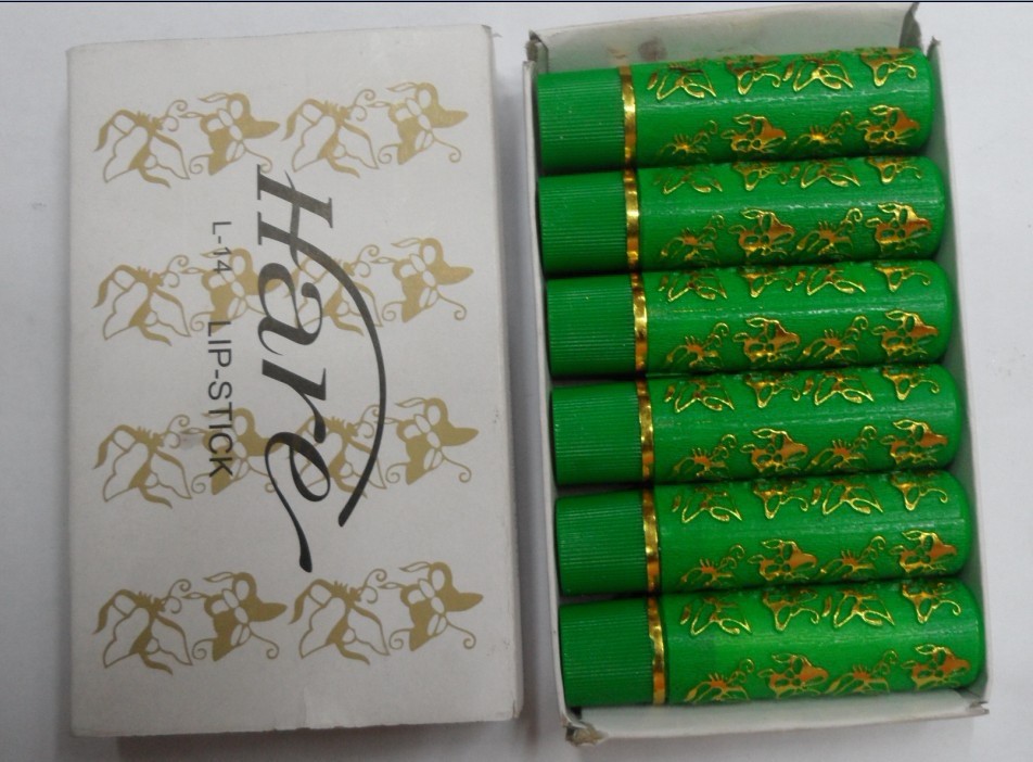 Green butterfly tube color-changing lip gloss does not fade gently rub off can become red