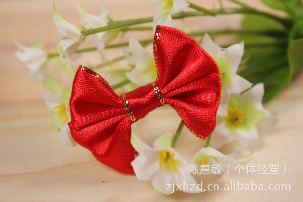 翔鹤织带饰花是鞋帽 礼品 头花头扣等首选 质量上乘