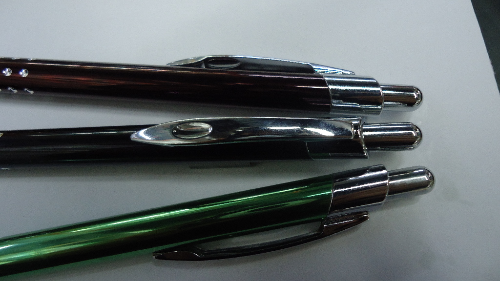 圆珠笔/串珠笔/diy串珠圆珠笔/圆珠笔礼品笔/按压圆珠笔产品图