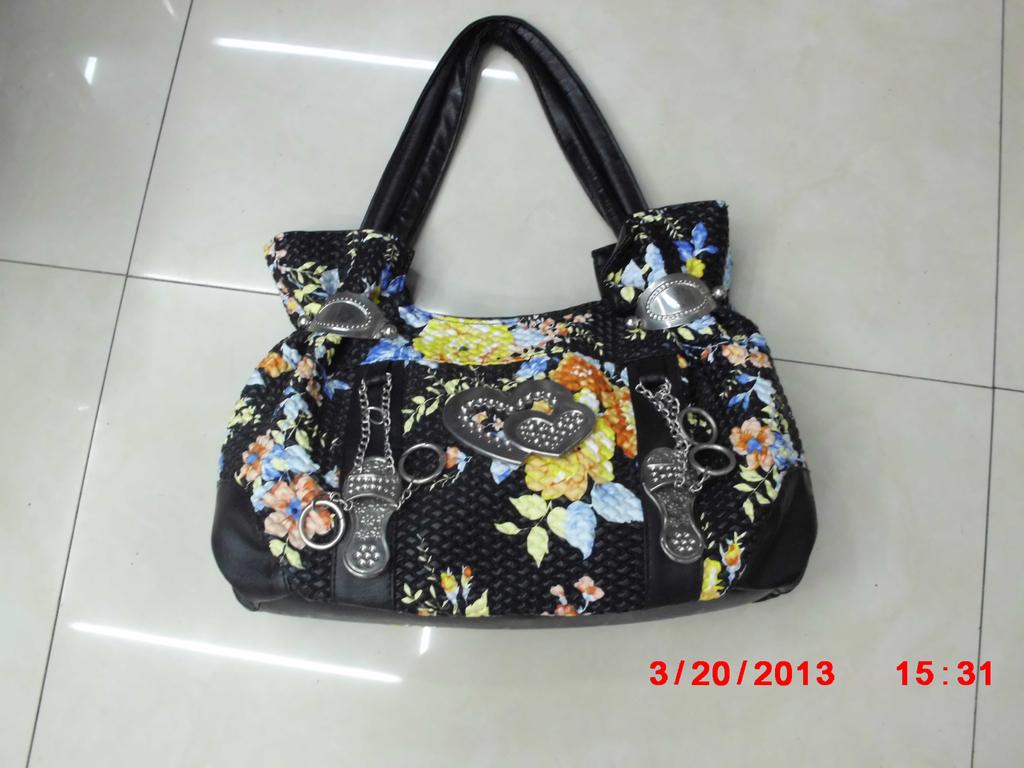 女包潮手提包单肩斜挎女士时装包