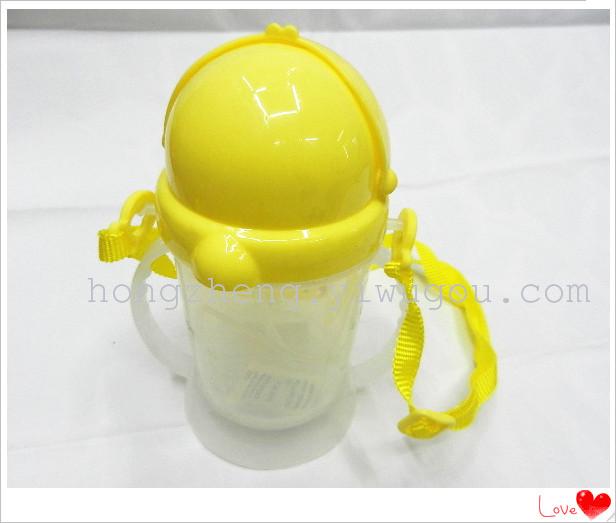 Children's water bottle, plastic water bottle, transparent water bottle, cute cartoon water bottle, portable children's water bottle, double-handled water bottle Specification drawing