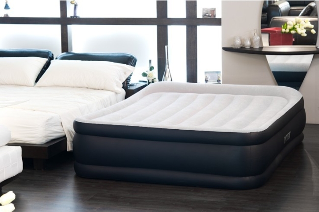 Ultra-luxurious double large-sized double-layer inflatable bed, air bed with built-in pillows and air cushion bed details Picture
