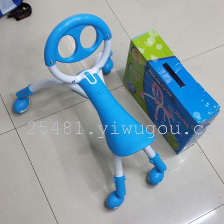 儿童玩具学步车多功能乘玩两用车四轮滑滑车专利产品产品图