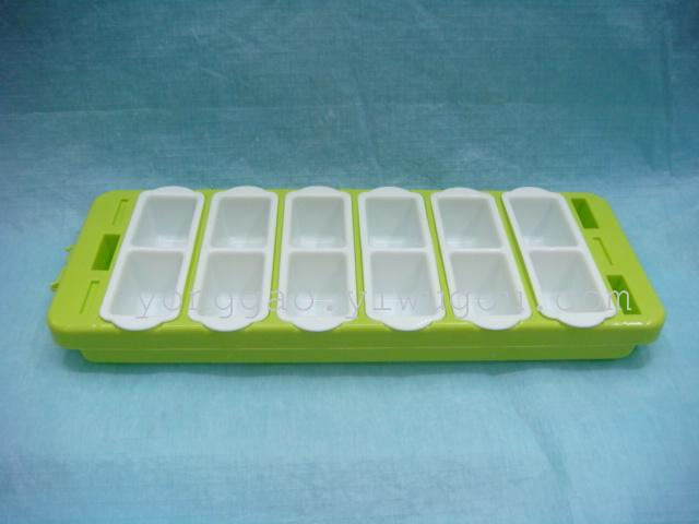 Ice tray ice bucket ice box Creative home ice box details Picture