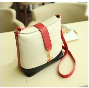 新品春夏新款学院风复古包撞色水桶包单肩斜跨包小包女包包876