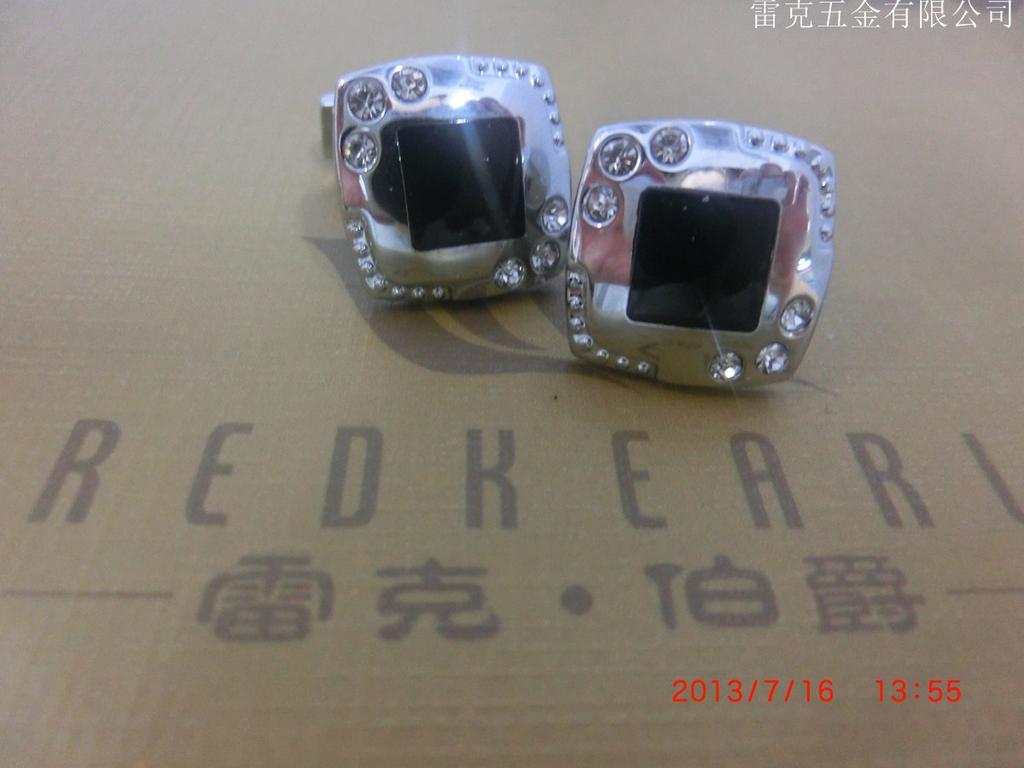 New cufflink feet, with diamond-encrusted cufflink accessories