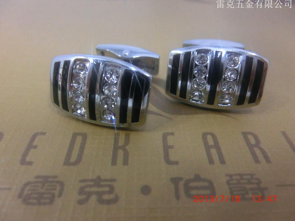 New cufflink feet, with diamond-encrusted cufflink accessories