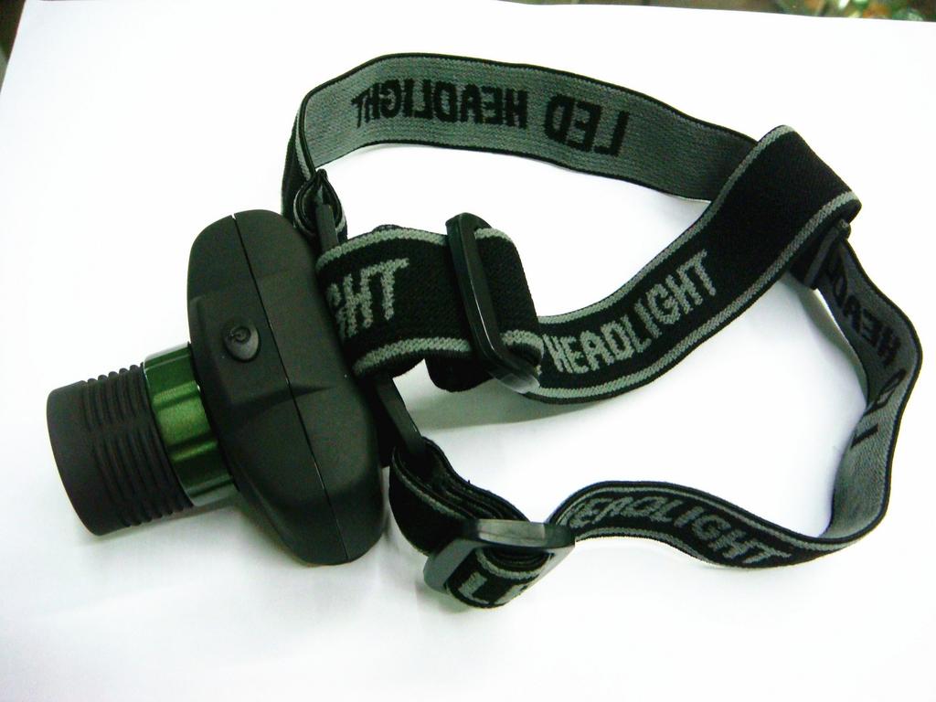 供应 户外强光头灯 钓鱼头灯 露营野营矿灯 变焦 小巧 电池