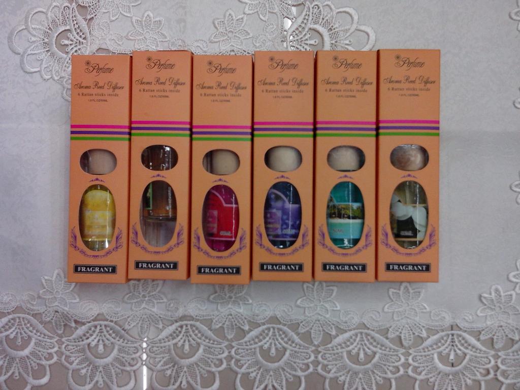 薰香藤条挥发香水810，精美30ML礼盒套装，无火香薰，无烟香薰，（藤条竹签，香水瓶）